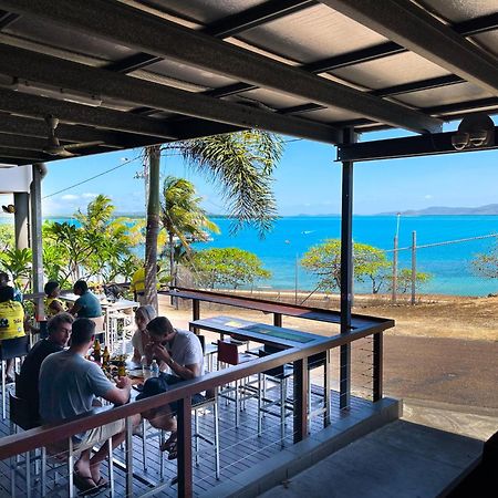 Grand Hotel Thursday Island Экстерьер фото